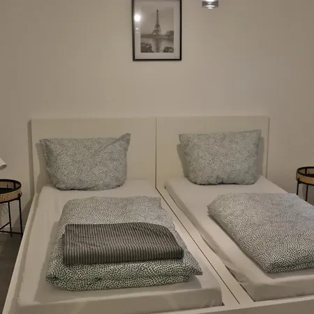 Am Koppenstein Apartamento Calden